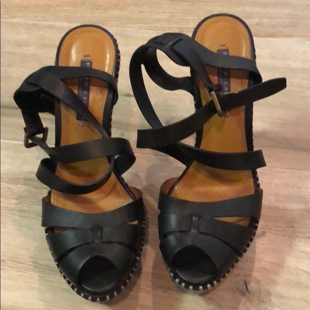 Ralph Lauren black leather pump
